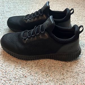 Black Mesh Skechers Wide Fit Sneaker 12